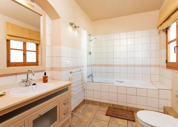 Olivos De Capistrano By Interhome 内尔哈